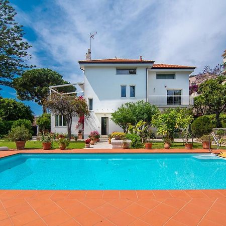 Magnificent Villa Sanremo Exterior photo