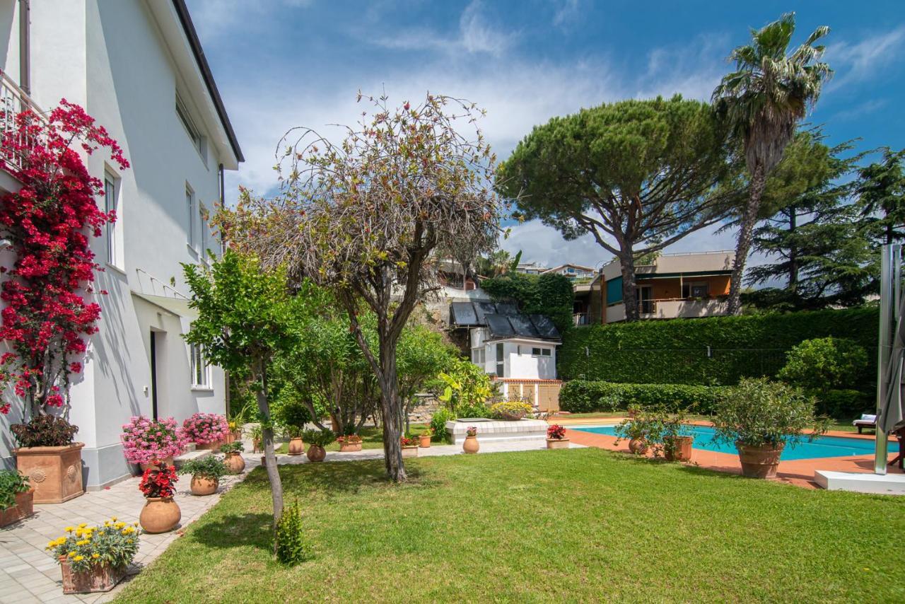 Magnificent Villa Sanremo Exterior photo
