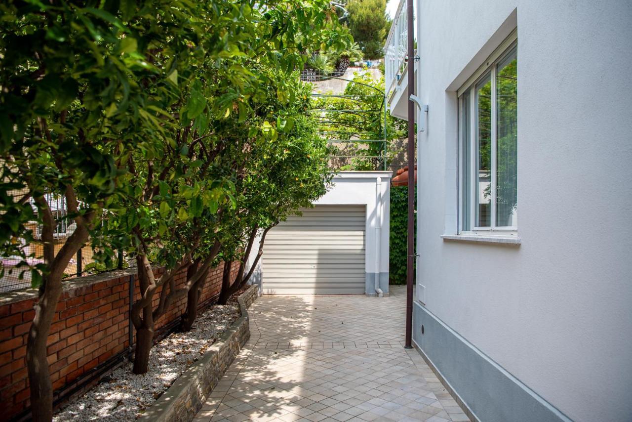 Magnificent Villa Sanremo Exterior photo