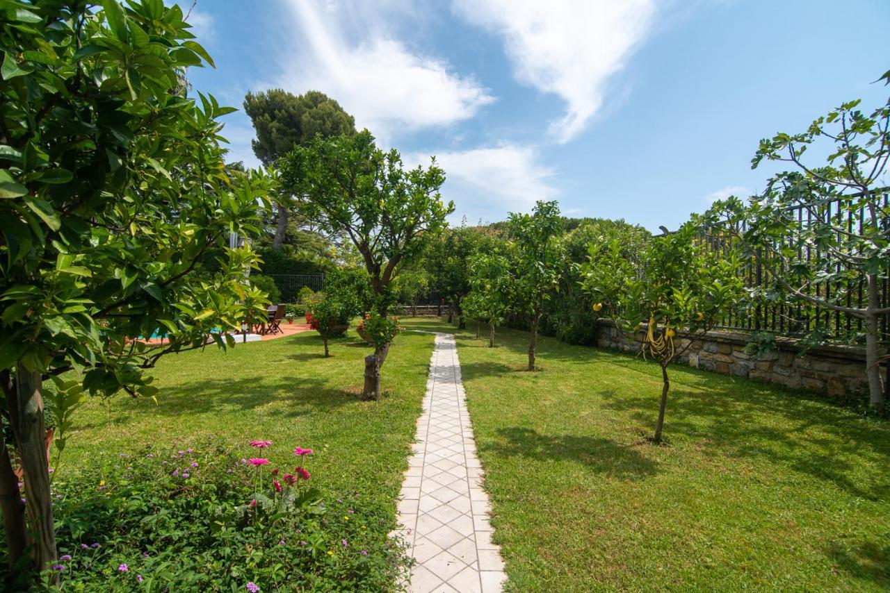 Magnificent Villa Sanremo Exterior photo