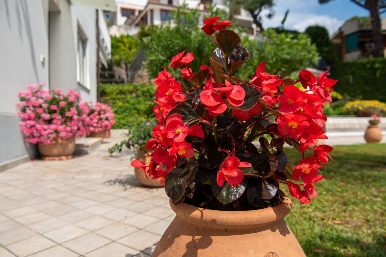 Magnificent Villa Sanremo Exterior photo